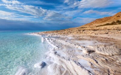 The Therapeutic Benefits of Dead Sea Products for Chronic Conditions